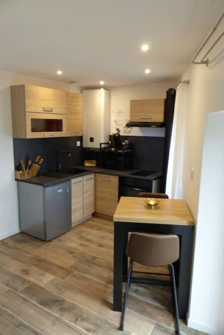 Tartas La Pierre N°6 Grand Studio Avec Clim מראה חיצוני תמונה